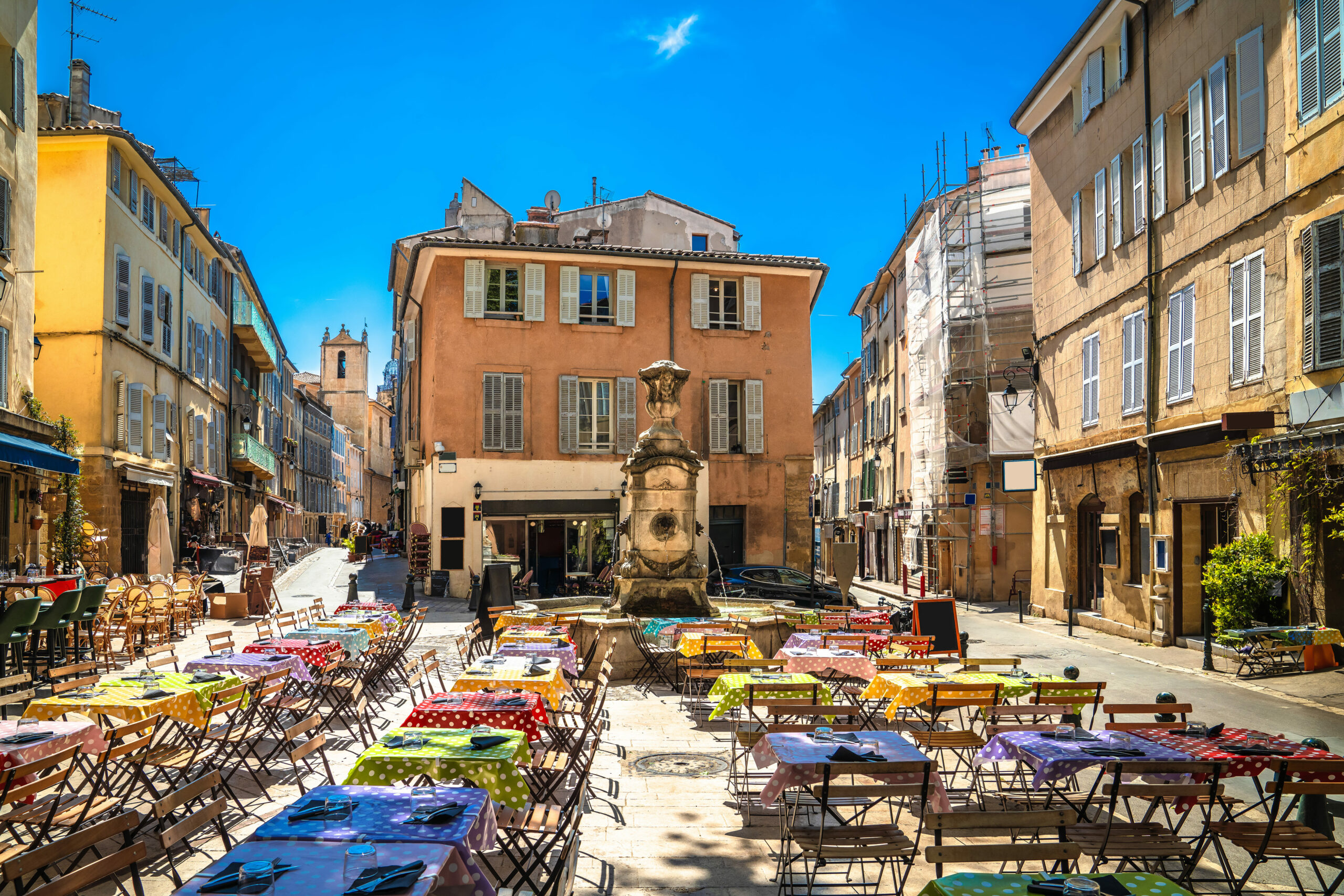 A colourful terrasse in Aix-en-Provence